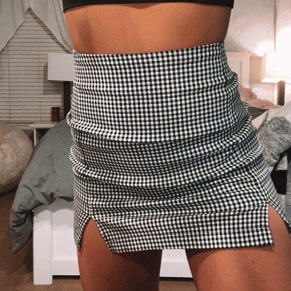 skirt - Picture 2 of 2